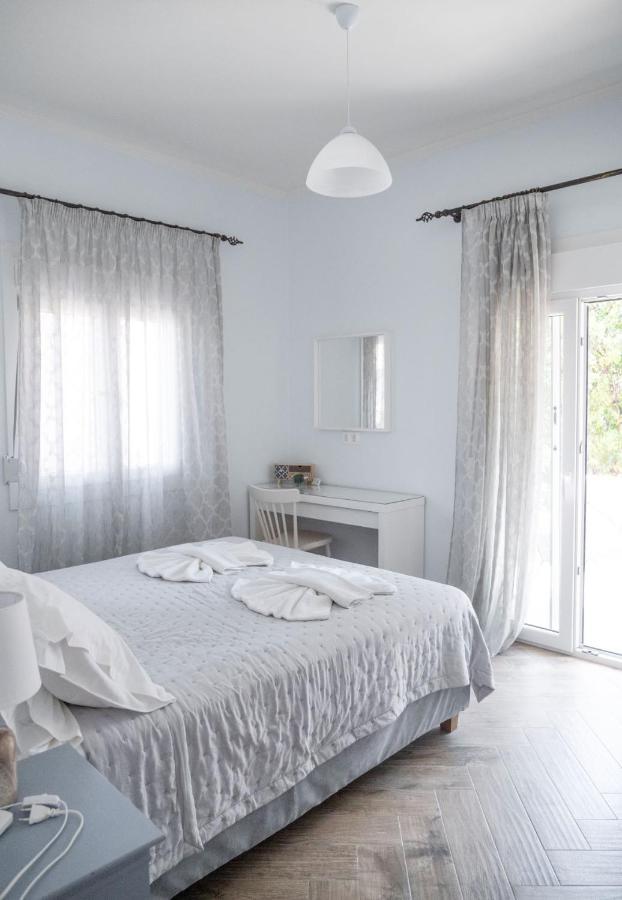 Lefko'S House- Contemporary, Fully Renovated House Villa Kassiopi Exterior photo